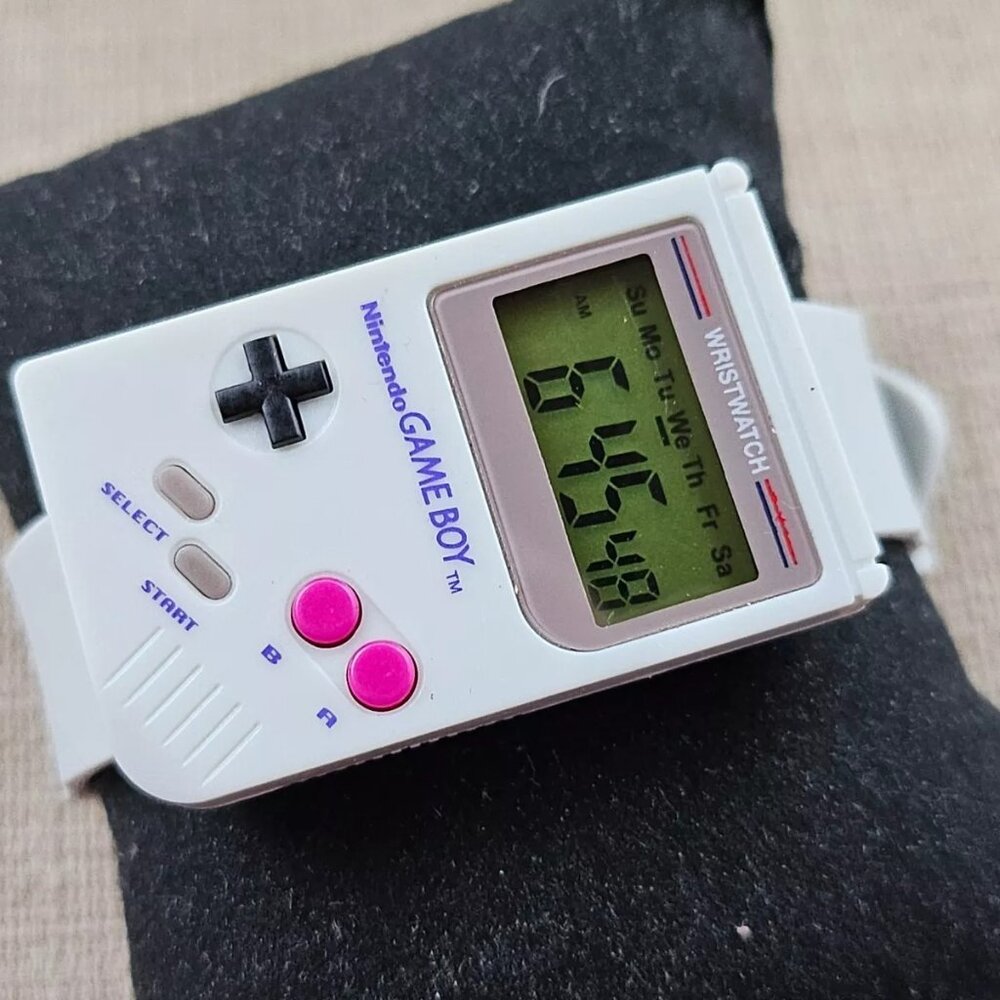 Nintendo Game Boy Wristwatch Ditial Wrist Watch White Rubber Strap Watch - Picture 2 of 13
